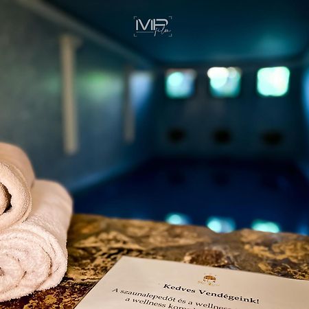 Hotel Szent István Eger Esterno foto