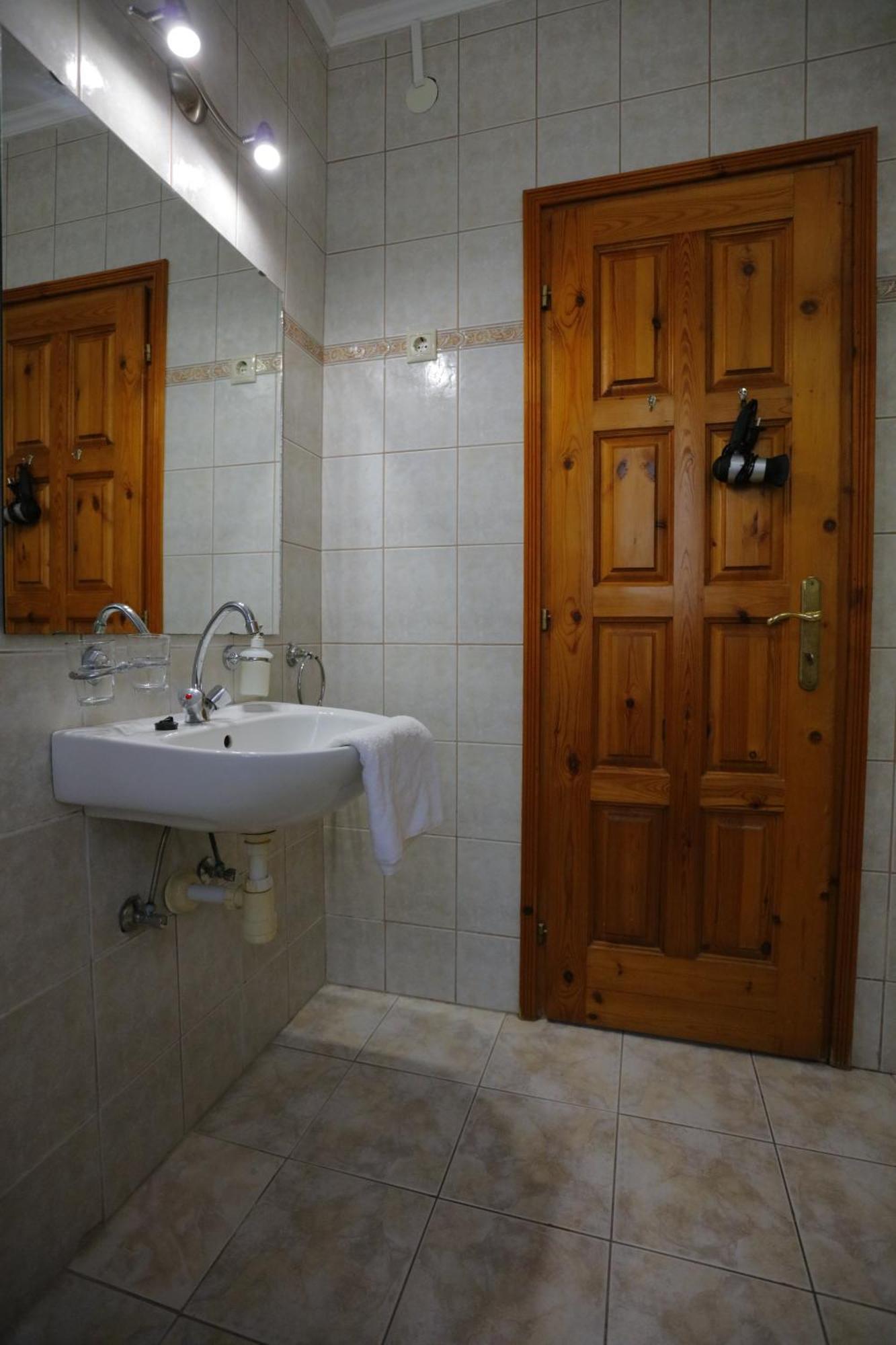 Hotel Szent István Eger Esterno foto