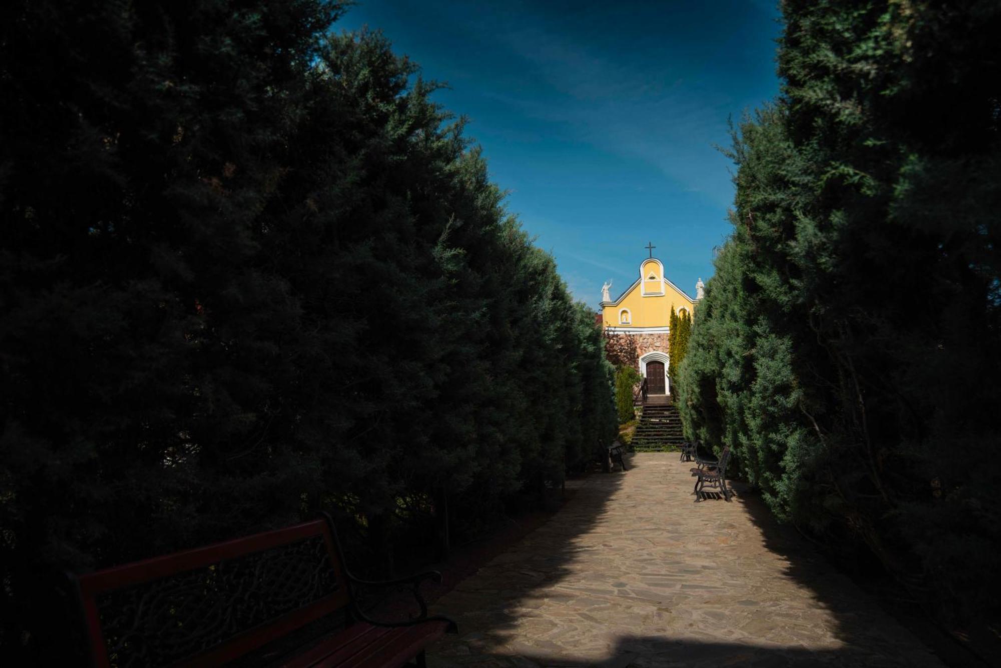 Hotel Szent István Eger Esterno foto